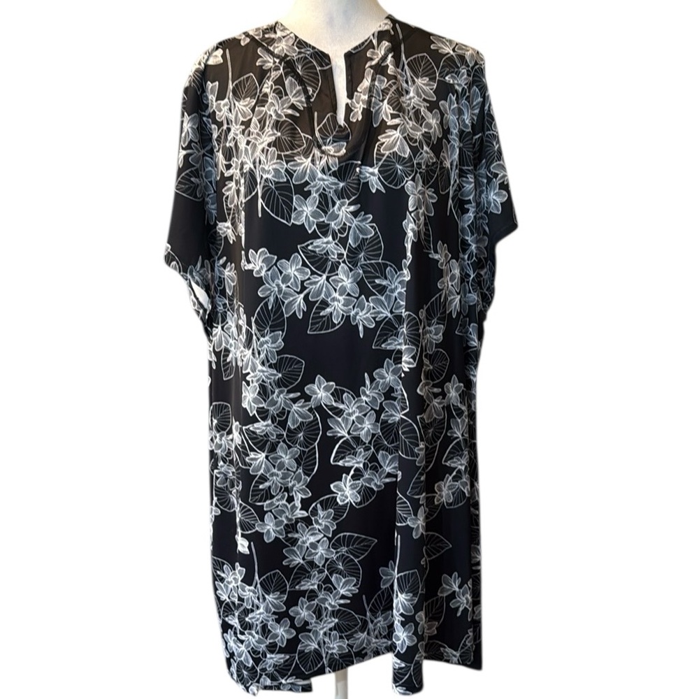 Swimsuits for All Tropical Floral Woman's‎ Cover Up Swim Shirt Size 34